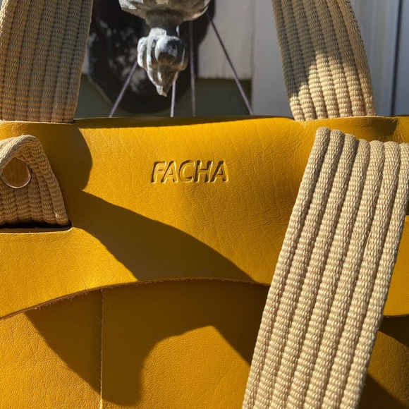 Facha backpack. Never worn. New without box. - Picture 3 of 8